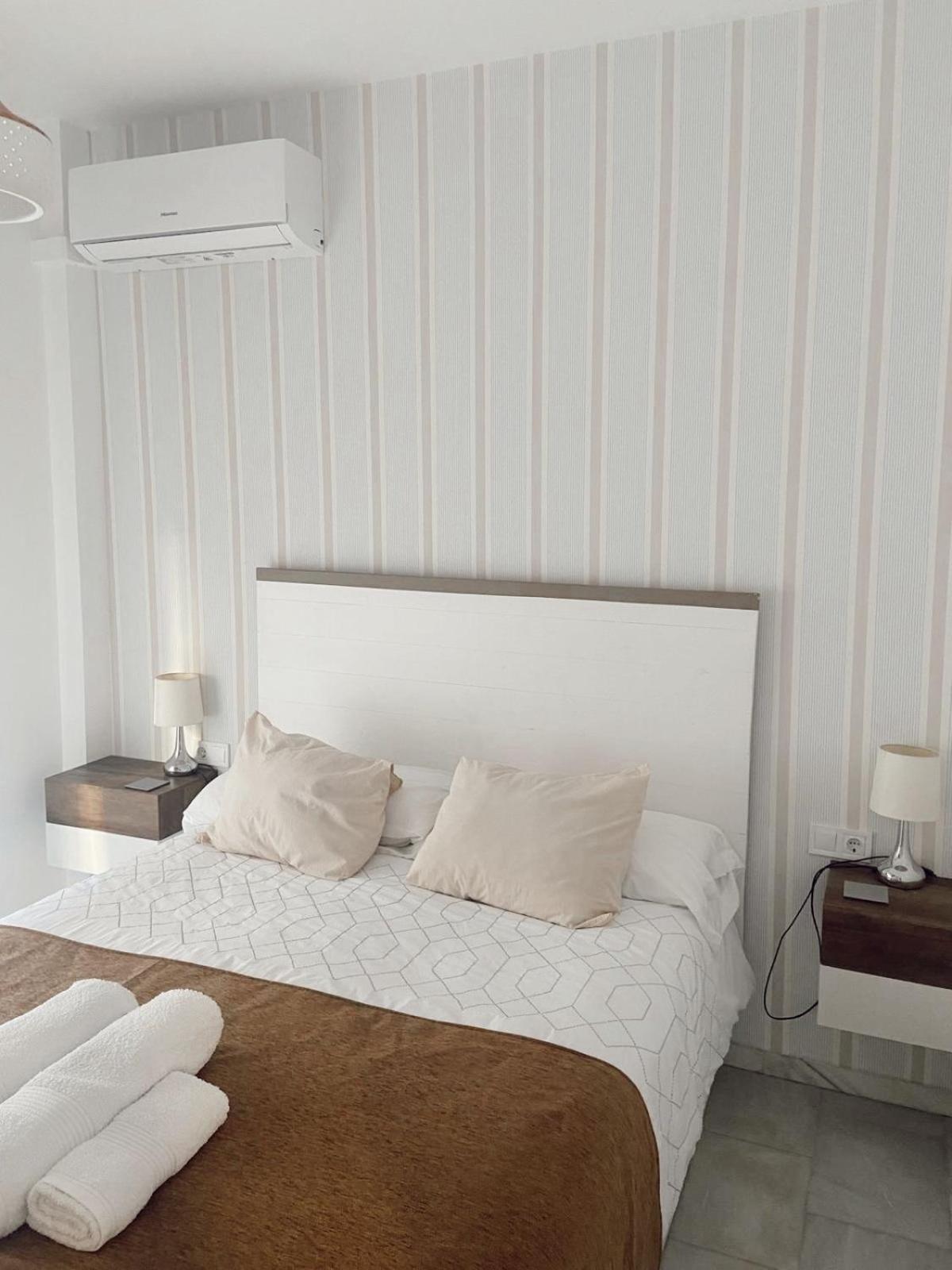 Apartamento acogedor con balcon en el Centro Ciudad Málaga Exterior foto
