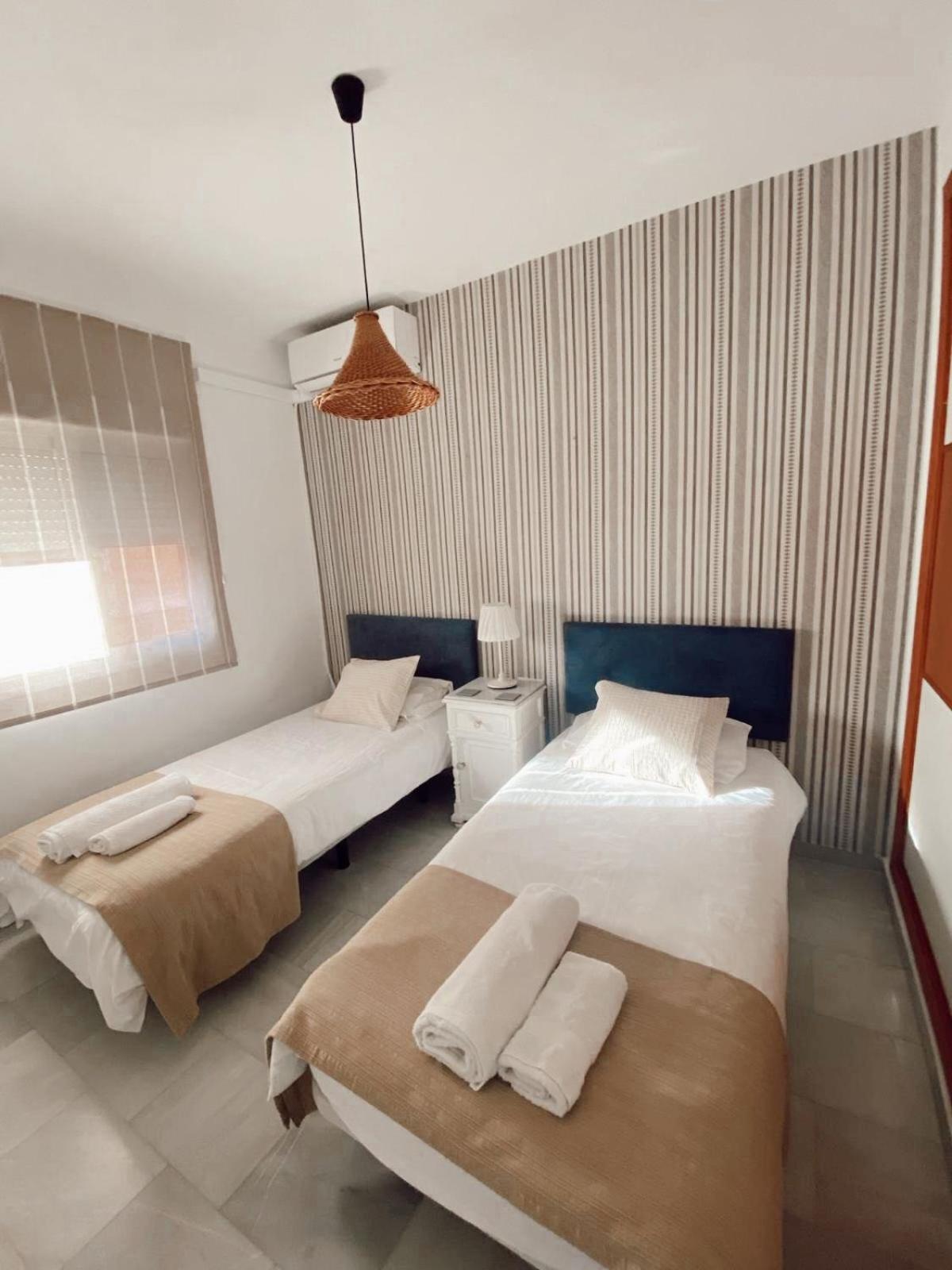 Apartamento acogedor con balcon en el Centro Ciudad Málaga Exterior foto